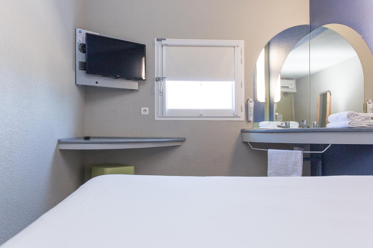 Ibis Budget Сістерон Екстер'єр фото